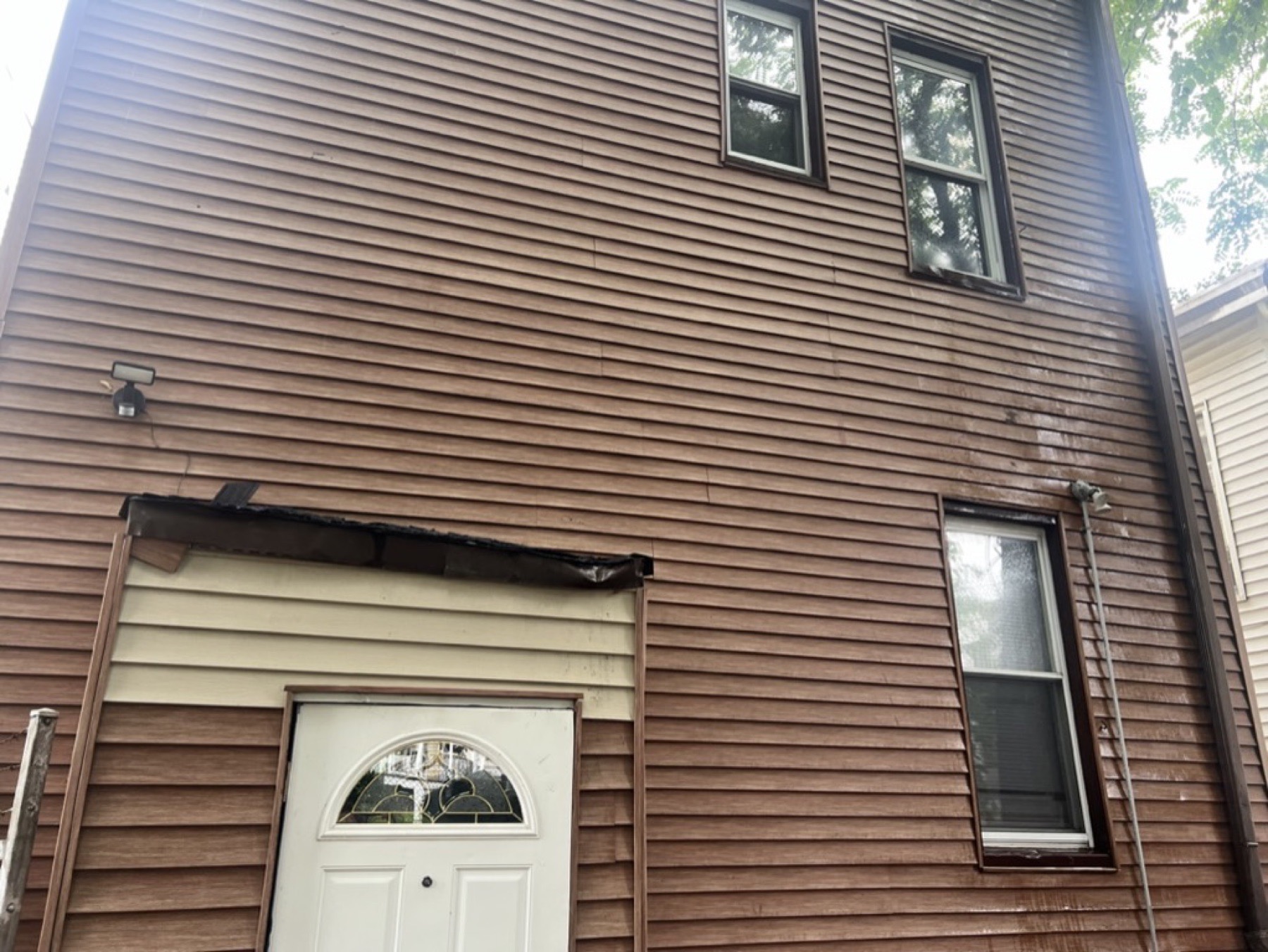 Exterior entry finish repair — Home punch lists project photo