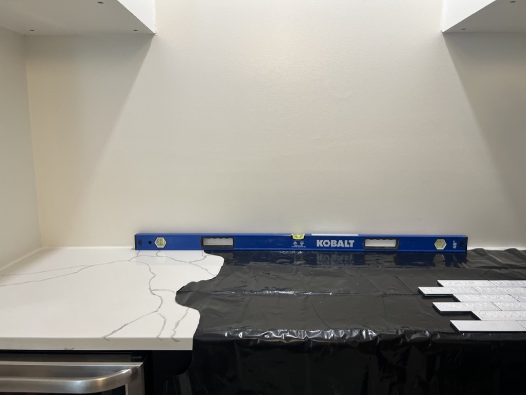Kitchen backsplash tile finish — Tile installation & repair project photo